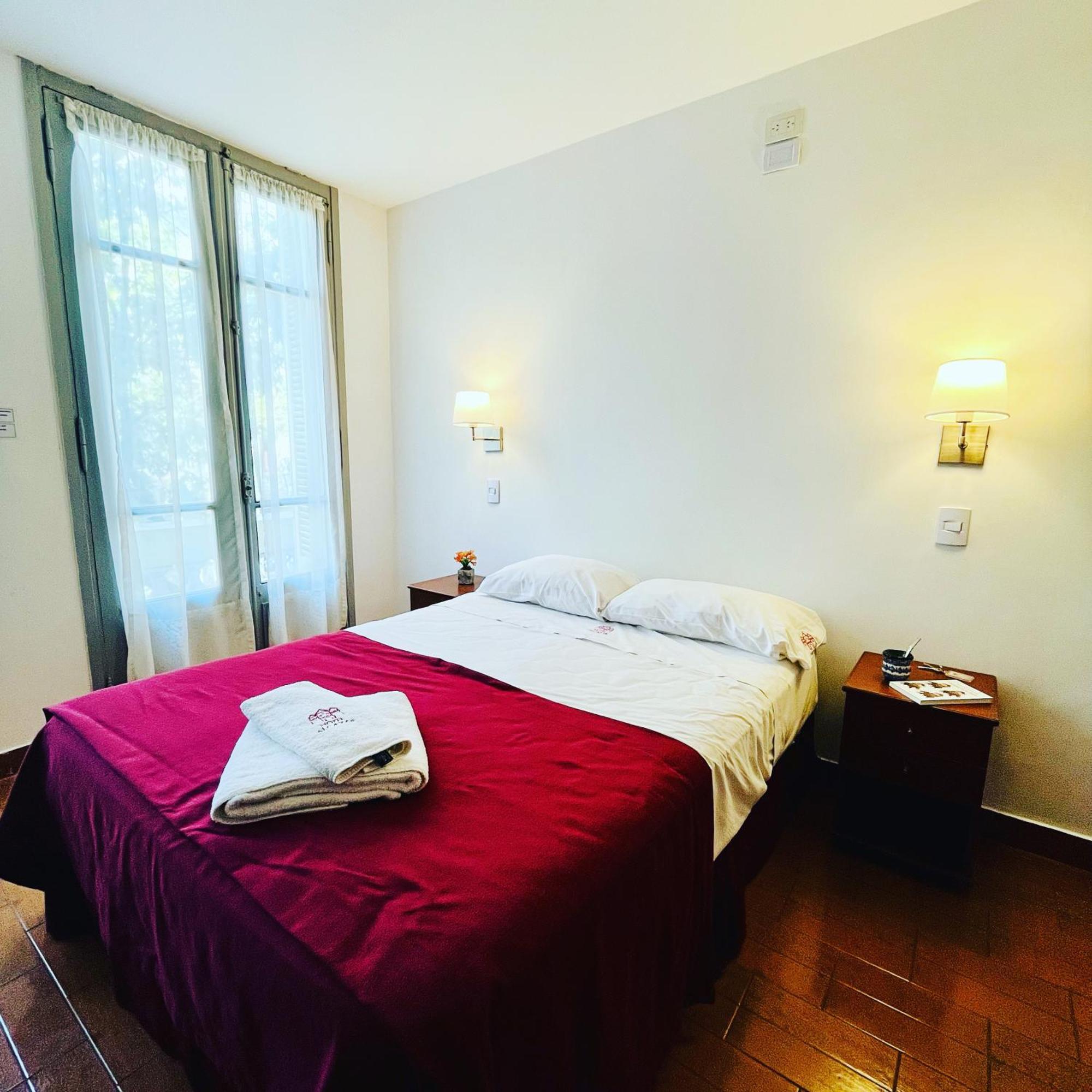 Hotel Alcazar — Photos 1